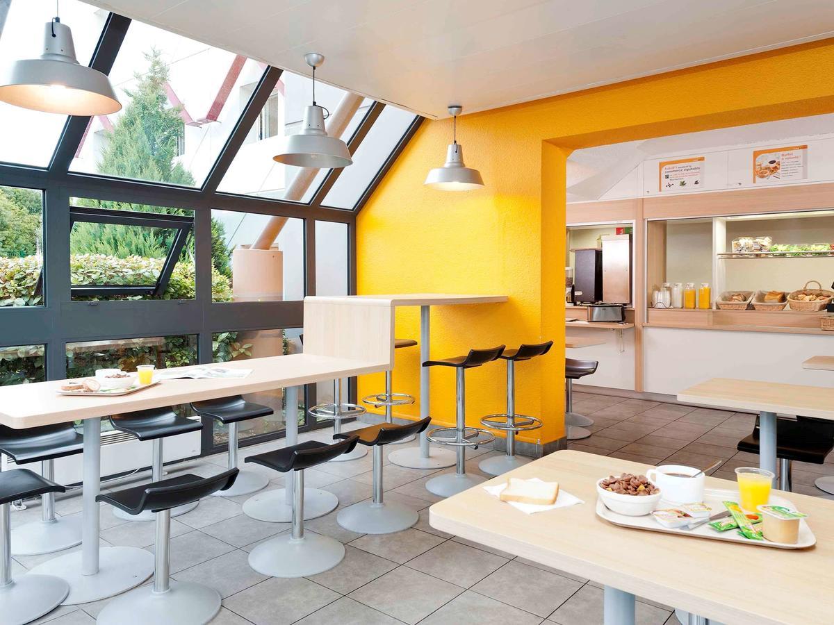Hotelf1 Saint Etienne Est La Grand Croix Luaran gambar